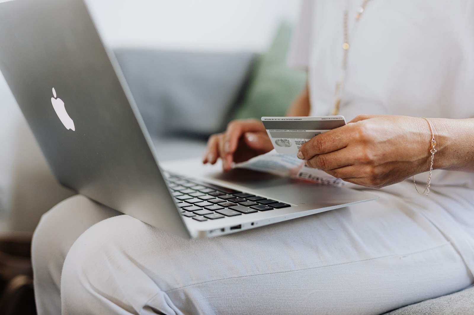 Top Virtual Credit Cards Available in Canada for 2024