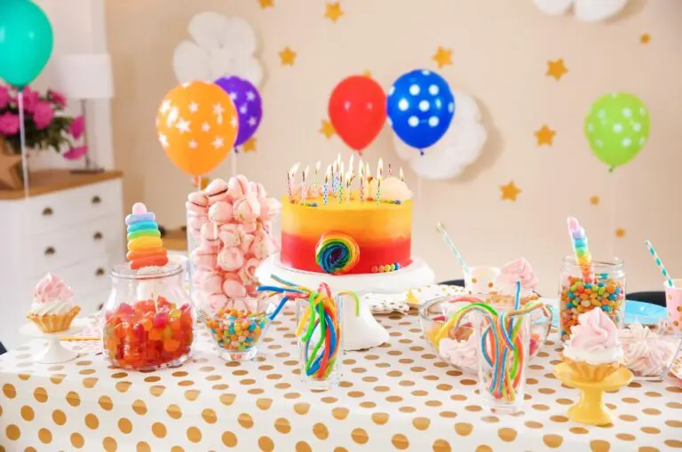 Free Birthday Stuff in Toronto 2024: 43 Ways to Celebrate!